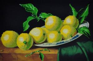 Натюрморт с лимонами. Размер - 35 х 24 см.